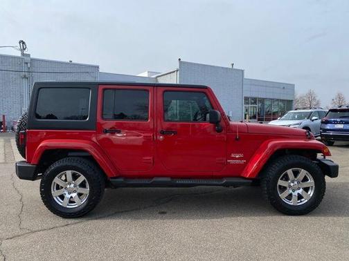 2012 Jeep Wrangler Unlimited Sahara