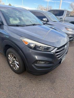2017 Hyundai TUCSON SE
