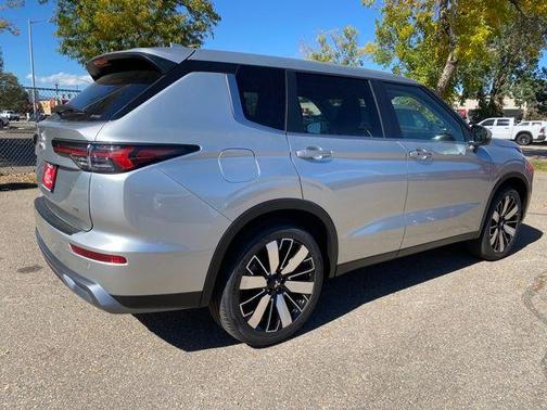 2025 Mitsubishi Outlander