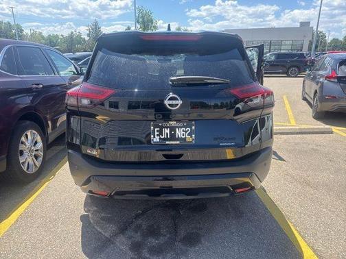 Black 2023 Nissan Rogue SV