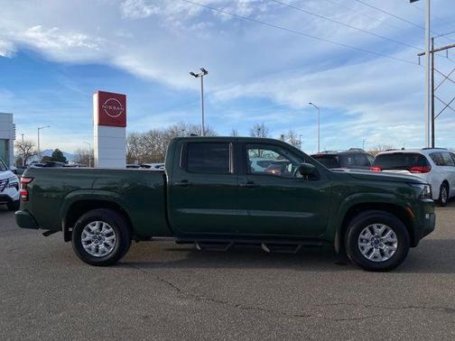 2024 Nissan Frontier SV