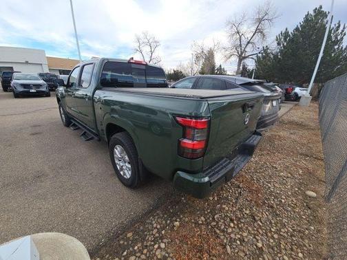 2024 Nissan Frontier SV