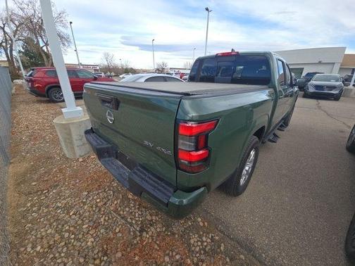 2024 Nissan Frontier SV