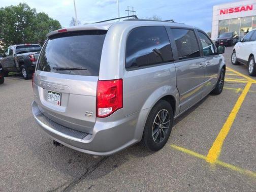 Billet Silver Metallic Clearcoat 2017 Dodge Grand Caravan GT