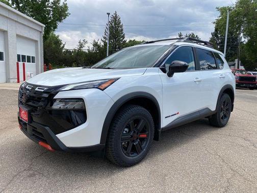 Everest White P 2026 Nissan Rogue Rock Creek