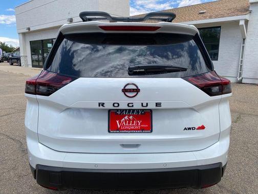 Everest White P 2026 Nissan Rogue Rock Creek