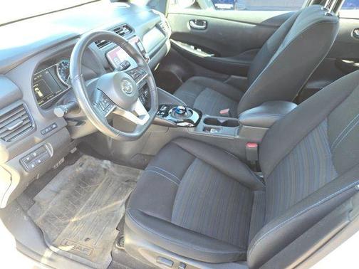 2022 Nissan Leaf SV PLUS