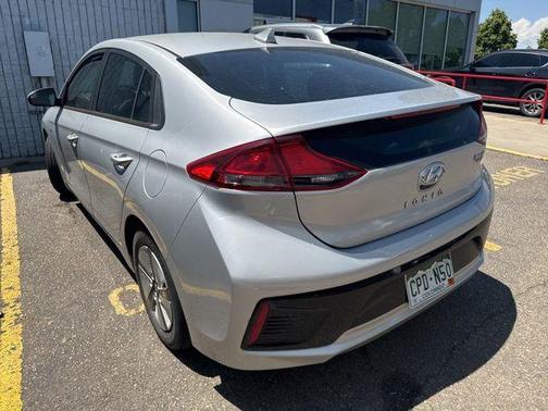 2017 Hyundai IONIQ Hybrid Blue