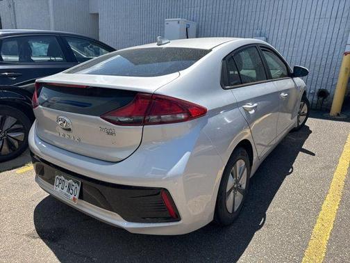 2017 Hyundai IONIQ Hybrid Blue