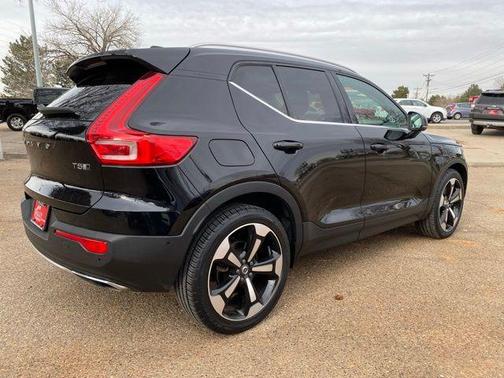 2019 Volvo XC40 T5 Inscription