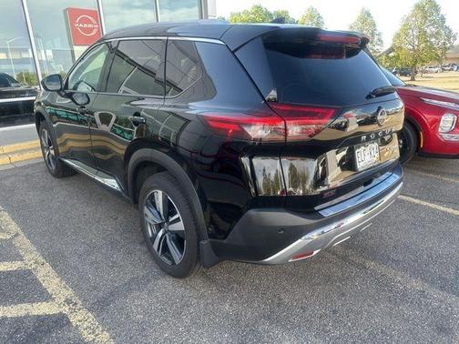 Black 2023 Nissan Rogue Platinum