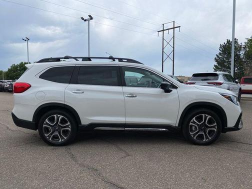 Crystal White Pearl 2024 Subaru Ascent Touring