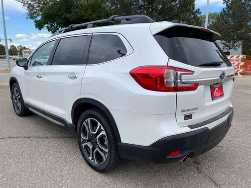 Crystal White Pearl 2024 Subaru Ascent Touring