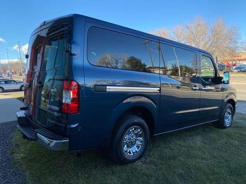 2021 Nissan NV Passenger NV3500 HD SL V8