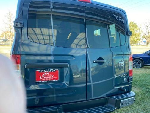 2021 Nissan NV Passenger NV3500 HD SL V8