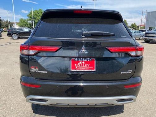 2024 Mitsubishi Outlander PHEV SE