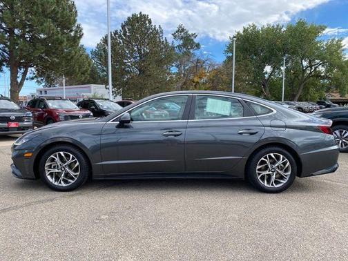 2021 Hyundai SONATA SEL