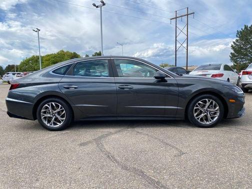 2021 Hyundai SONATA SEL