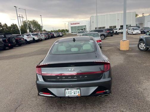 2021 Hyundai SONATA SEL