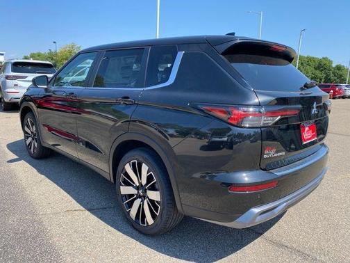2025 Mitsubishi Outlander 