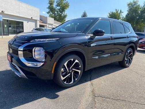 2025 Mitsubishi Outlander PHEV SE