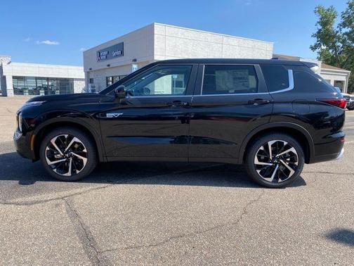 2025 Mitsubishi Outlander PHEV SE