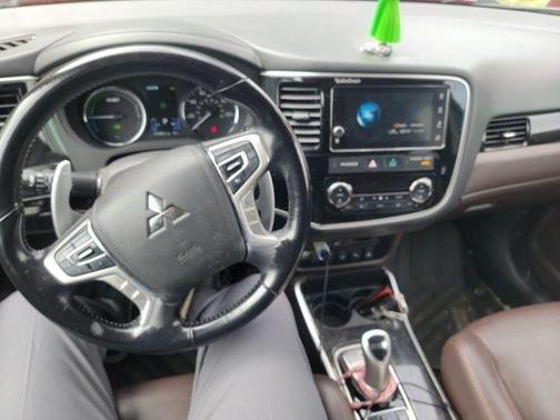 2018 Mitsubishi Outlander PHEV GT