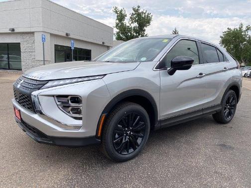 Alloy Silver Metallic 2026 Mitsubishi Eclipse Cross LE