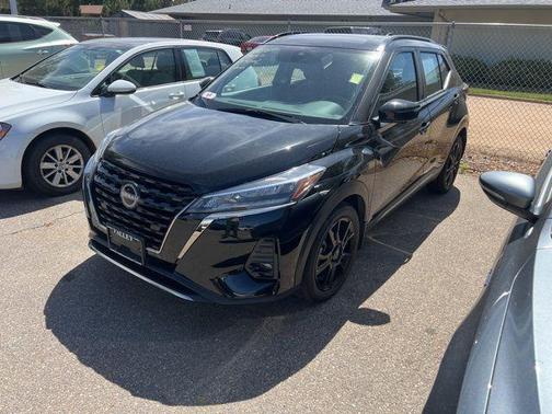 2024 Nissan Kicks SR