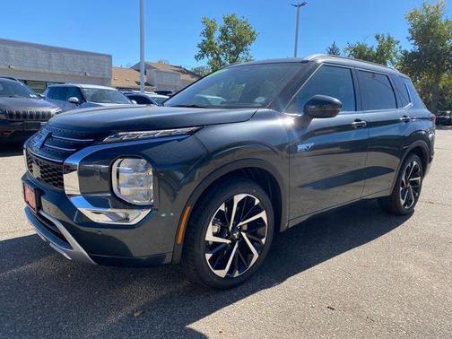 2025 Mitsubishi Outlander PHEV 
