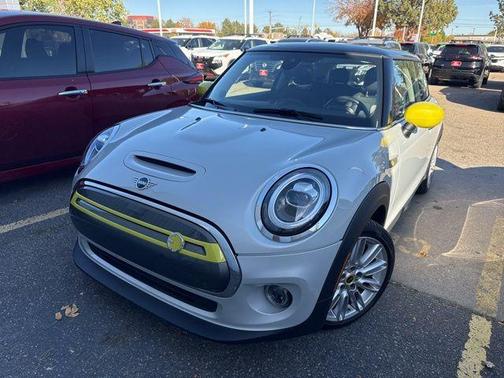2021 MINI SE Hardtop Cooper