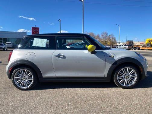 2021 MINI SE Hardtop Cooper