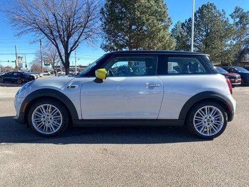 2021 MINI SE Hardtop Cooper