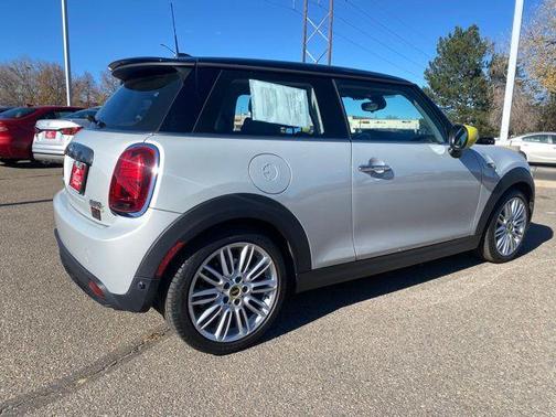 2021 MINI SE Hardtop Cooper