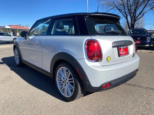 2021 MINI SE Hardtop Cooper
