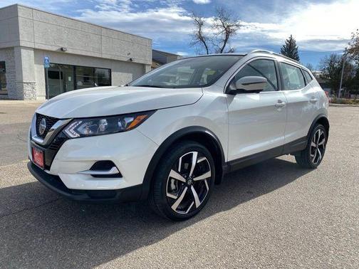 2022 Nissan Rogue Sport SL