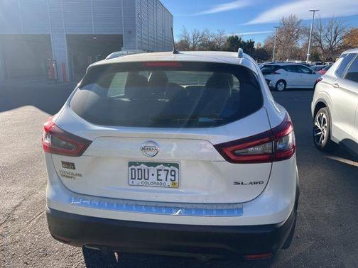 2022 Nissan Rogue Sport SL