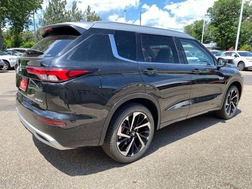 2025 Mitsubishi Outlander PHEV EDITION