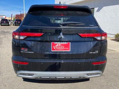 2025 Mitsubishi Outlander PHEV SE