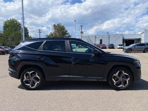 Phantom Black 2022 Hyundai TUCSON SEL