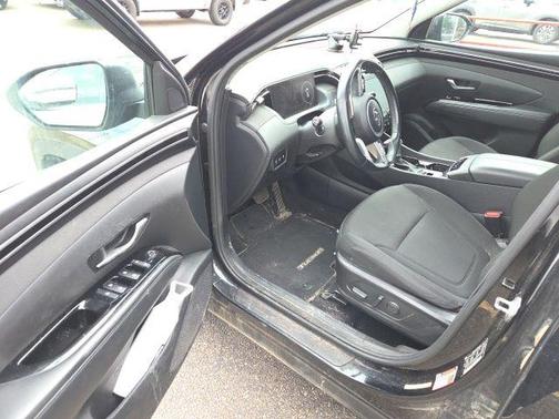 Phantom Black 2022 Hyundai TUCSON SEL