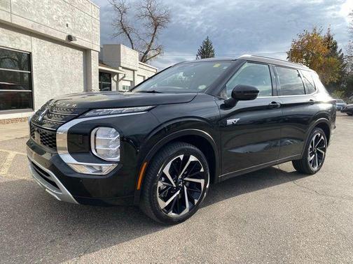 2023 Mitsubishi Outlander PHEV 40th Anniversary