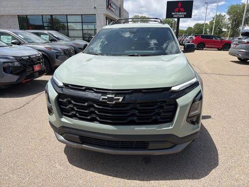 Green 2025 Chevrolet Equinox LT