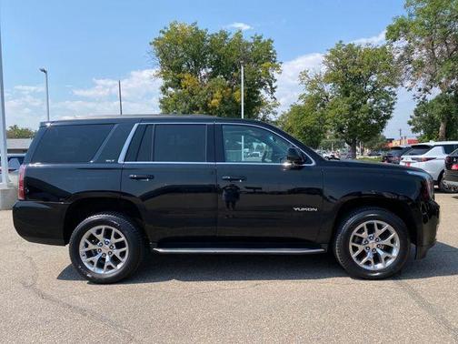 2017 GMC Yukon SLT