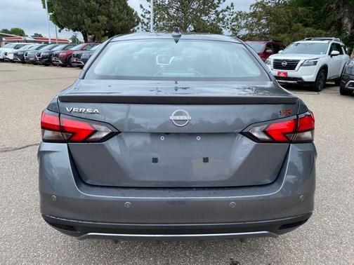 2025 Nissan Versa 1.6 SR