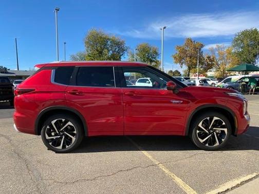 2025 Mitsubishi Outlander PHEV 