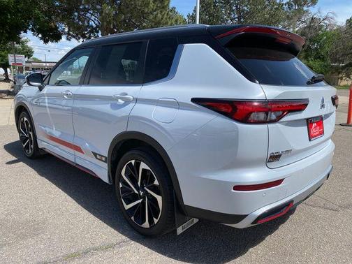 White Diamond / Black 2024 Mitsubishi Outlander PHEV SE RALLIART