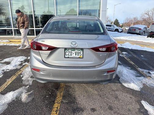 2016 Mazda Mazda3 i Sport