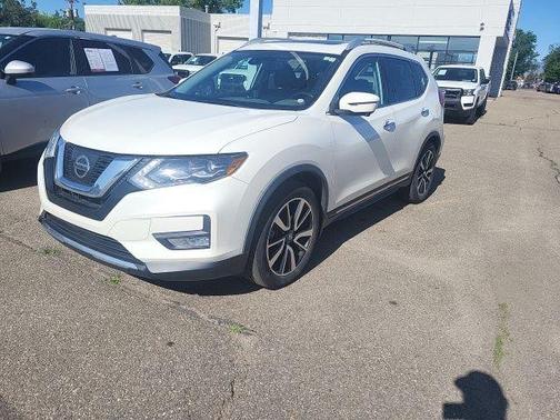 2017 Nissan Rogue SL