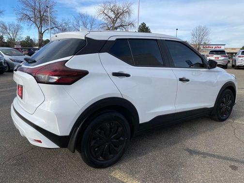 2023 Nissan Kicks S